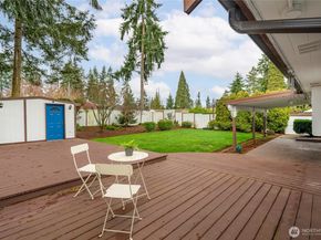 19513 Meridian Avenue N, Shoreline WA 98133