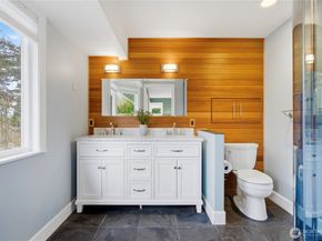 15237 SE 48th Drive, Bellevue WA 98006