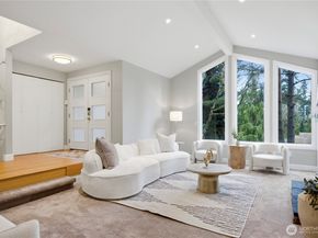 15237 SE 48th Drive, Bellevue WA 98006