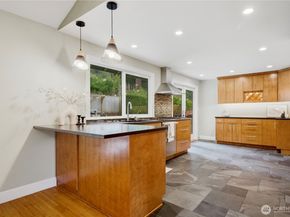 15237 SE 48th Drive, Bellevue WA 98006