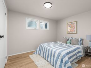 724 N 104th Street, Seattle WA 98133