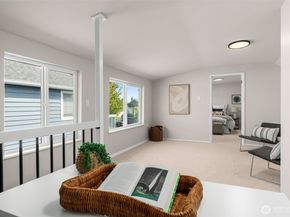 724 N 104th Street, Seattle WA 98133
