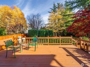18220 149th Avenue SE, Renton WA 98058