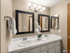18220 149th Avenue SE, Renton WA 98058