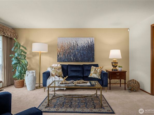 18220 149th Avenue SE, Renton WA 98058