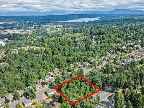 7610 148th Ave NE, Redmond WA 98052