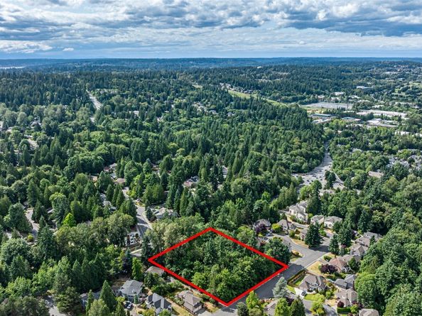 7610 148th Ave NE, Redmond WA 98052