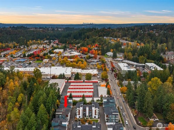 23111 NE 8th Street D4, Sammamish WA 98074