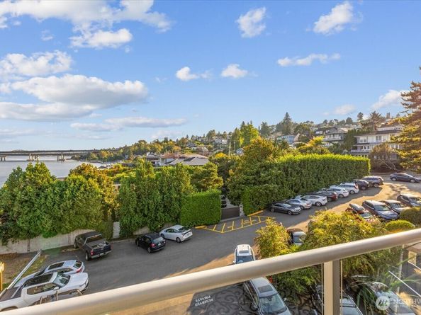 720 Lakeside Avenue S 406, Seattle WA 98144
