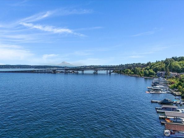 720 Lakeside Avenue S 406, Seattle WA 98144