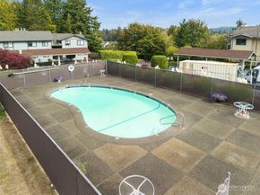 3340 Narrows View Lane NE 103, Bremerton WA 98310