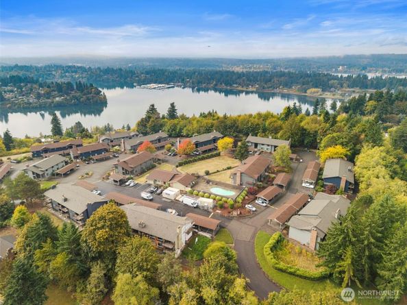 3340 Narrows View Lane NE 103, Bremerton WA 98310