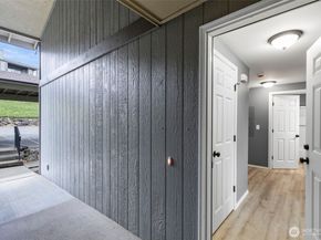 3340 Narrows View Lane NE 103, Bremerton WA 98310