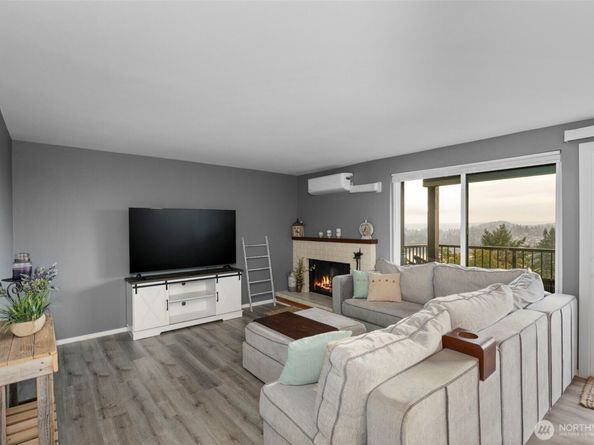 3340 Narrows View Lane NE 103, Bremerton WA 98310