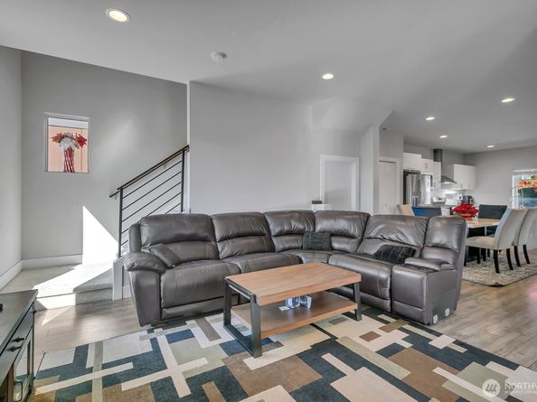 24817 123rd Place SE, Kent WA 98030
