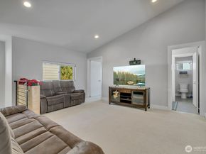 24817 123rd Place SE, Kent WA 98030