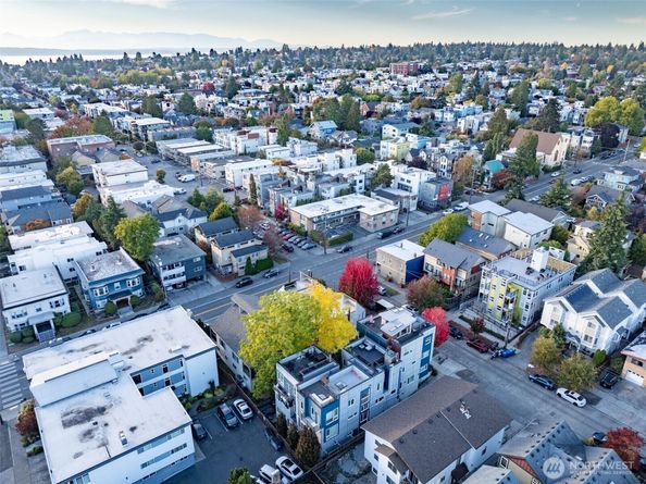 1763 NW 59th Street Unit A, Seattle WA 98107
