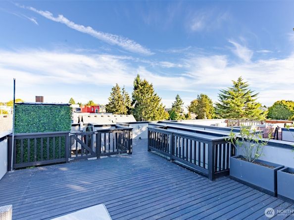 1763 NW 59th Street Unit A, Seattle WA 98107