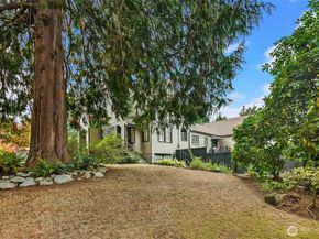 1060 Spruce Street, Edmonds WA 98020