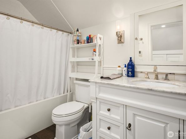 1060 Spruce Street, Edmonds WA 98020