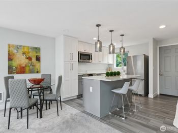 7292 W Lake Sammamish Parkway NE