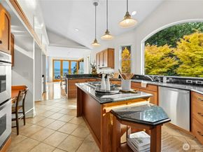 21322 NE President Point Road, Kingston WA 98346