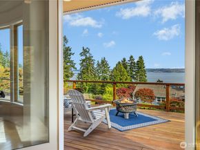 21322 NE President Point Road, Kingston WA 98346