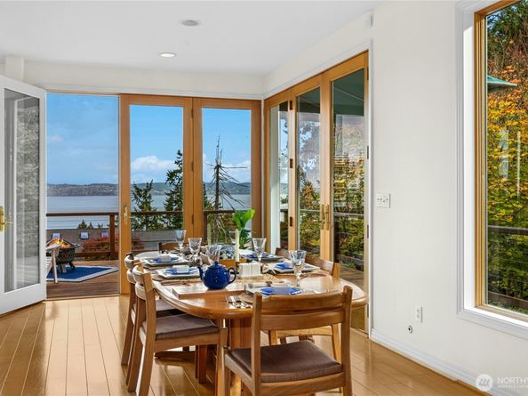 21322 NE President Point Road, Kingston WA 98346