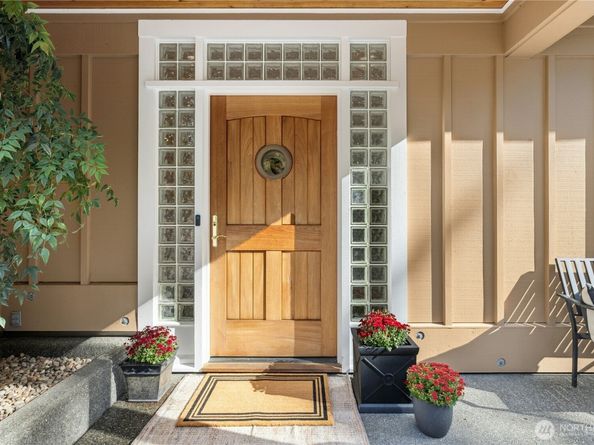 21322 NE President Point Road, Kingston WA 98346