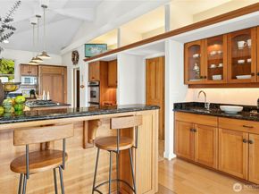 21322 NE President Point Road, Kingston WA 98346