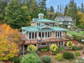 21322 NE President Point Road, Kingston WA 98346