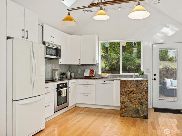 1801 Martin Luther King Jr. Way, Seattle WA 98122