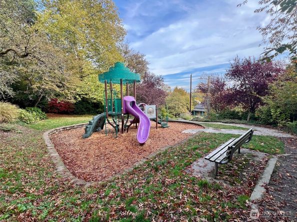 1801 Martin Luther King Jr. Way, Seattle WA 98122