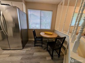936 N 101 Street, Seattle WA 98133