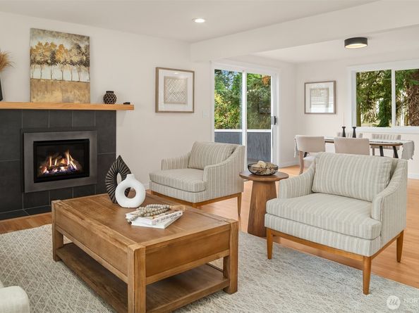 8004 203rd Place SW, Edmonds WA 98026