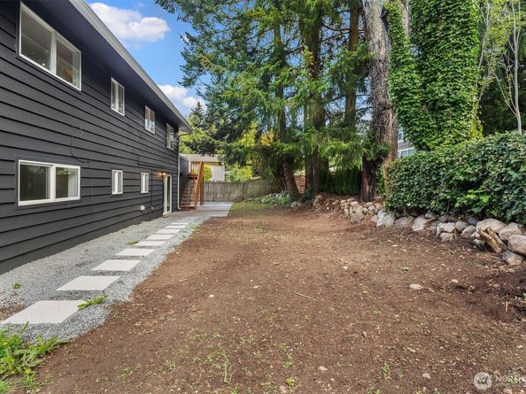 8004 203rd Place SW, Edmonds WA 98026