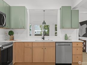 6507 41st Avenue SW, Seattle WA 98136