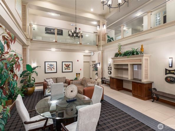 8850 Redmond Woodinville Road NE 305, Redmond WA 98052