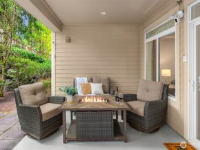 8850 Redmond Woodinville Road NE 305, Redmond WA 98052