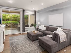 8850 Redmond Woodinville Road NE 305, Redmond WA 98052
