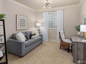 8850 Redmond Woodinville Road NE 305, Redmond WA 98052