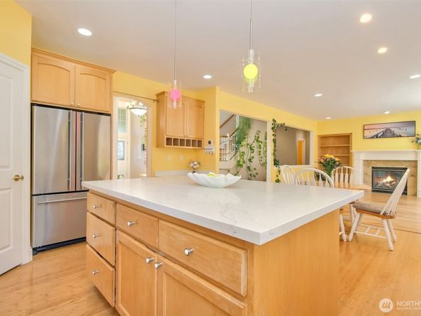 4 148 Place SW, Lynnwood WA 98087