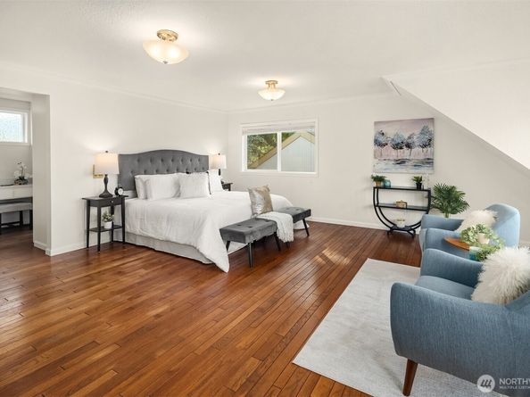 18811 SE 42nd Street, Issaquah WA 98027