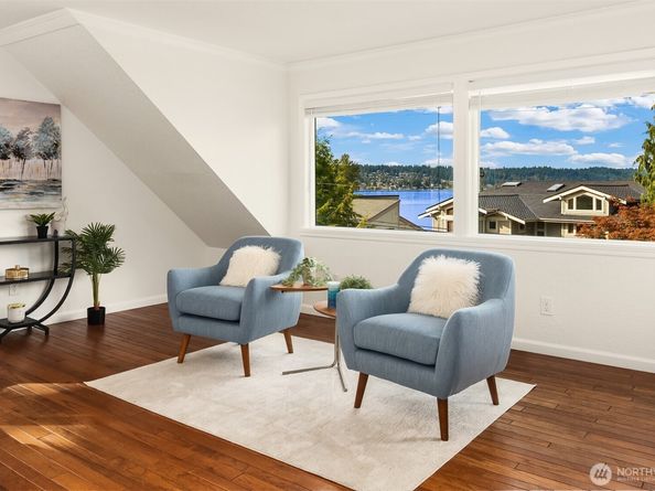 18811 SE 42nd Street, Issaquah WA 98027