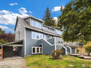 18811 SE 42nd Street, Issaquah WA 98027