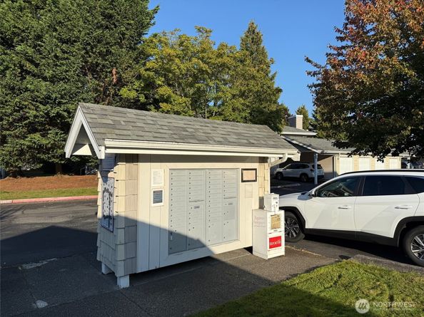 11130 SE 208th Street A204, Kent WA 98031