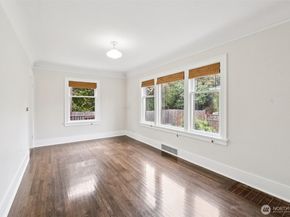 2412 NW 73rd Street, Seattle WA 98117