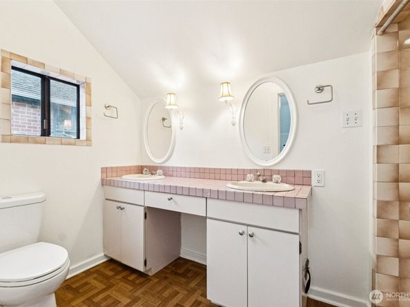 2412 NW 73rd Street, Seattle WA 98117