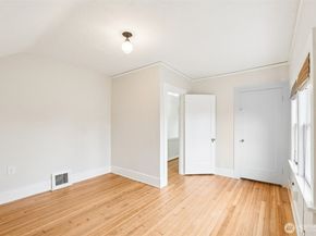 2412 NW 73rd Street, Seattle WA 98117
