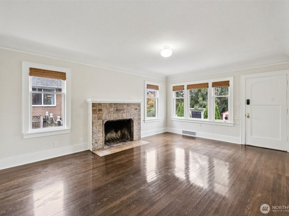 2412 NW 73rd Street, Seattle WA 98117